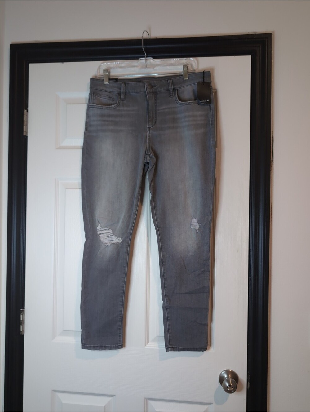 Size 32 women's distressed gray Joes jeans curvy skinny ankle